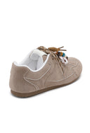 MAGGY // low rise sneakers