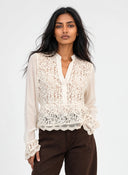 SALAMA // An'ge lace blouse ecru